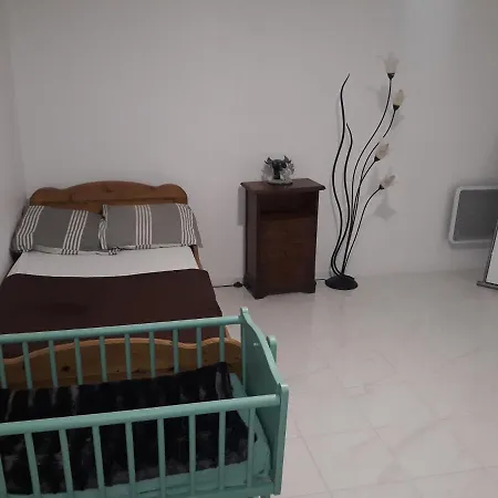 Sous-sol Complet De 80m2 Maison d'hôtes